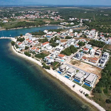 Villa Adria - Seafront B- Quiet Beachfront Retreat With Private Pool Zaton (Zadar)
