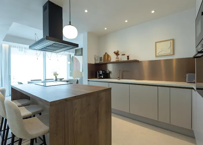 ヴィラ Adria - Seafront B- Quiet Beachfront Retreat With Private Pool ザトン