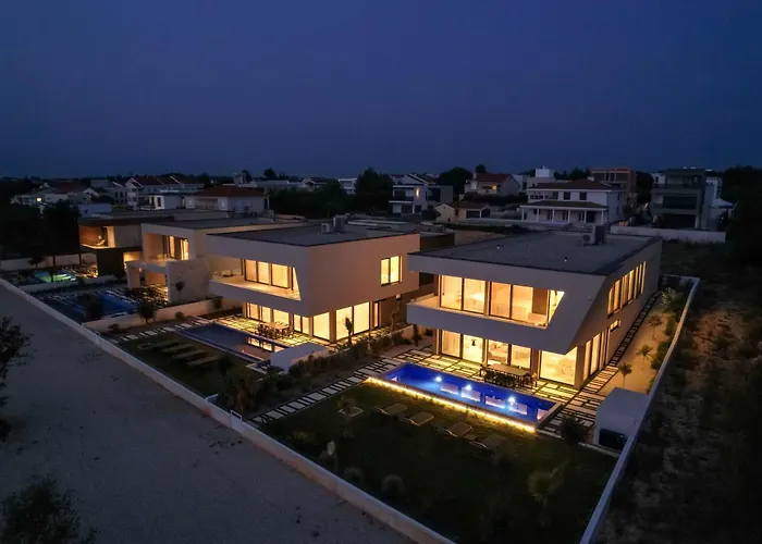Adria Seafront Family B Private Pool