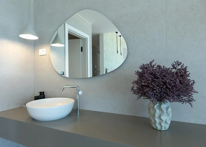 ヴィラ Adria - Seafront B- Quiet Beachfront Retreat With Private Pool