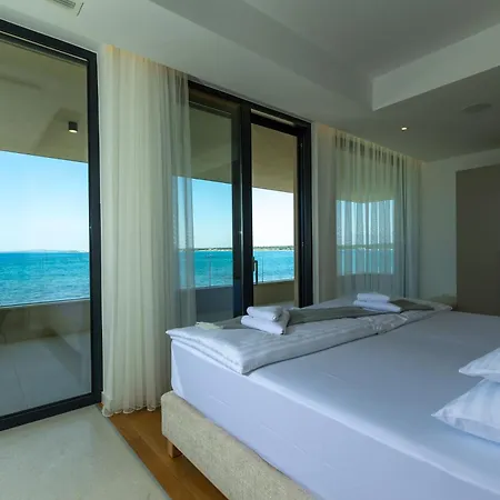 Adria Seafront Family B Private Pool Zaton (Zadar)