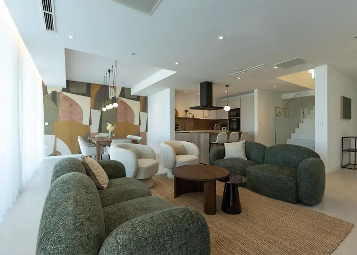 Adria Seafront Family B Private Pool *
